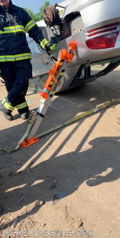 Statesville Fire Engine 3 participated in extrication training with Iredell Rescue on 5/25/19. All agencies are always welcome to join us for training!