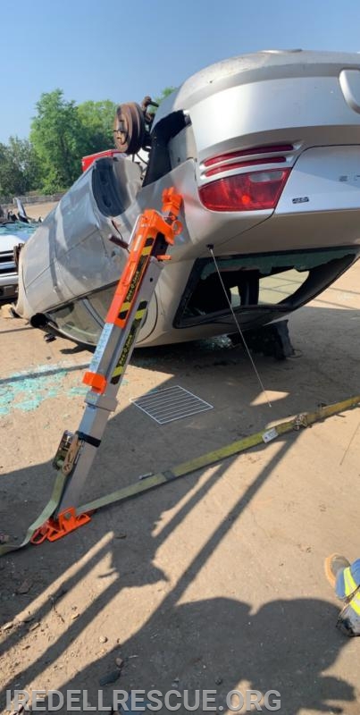 Statesville Fire Engine 3 participated in extrication training with Iredell Rescue on 5/25/19. All agencies are always welcome to join us for training!